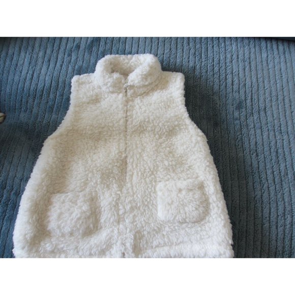 CARTERS JUST ONE YOU SHERPA VEST 6 MONTHS IVORY SHADE - Picture 1 of 3